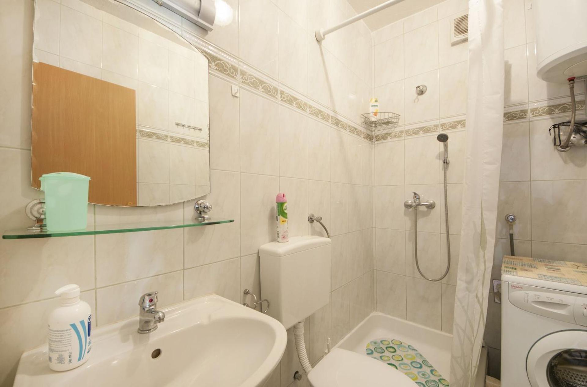 Apartments Mira Splitska Εξωτερικό φωτογραφία