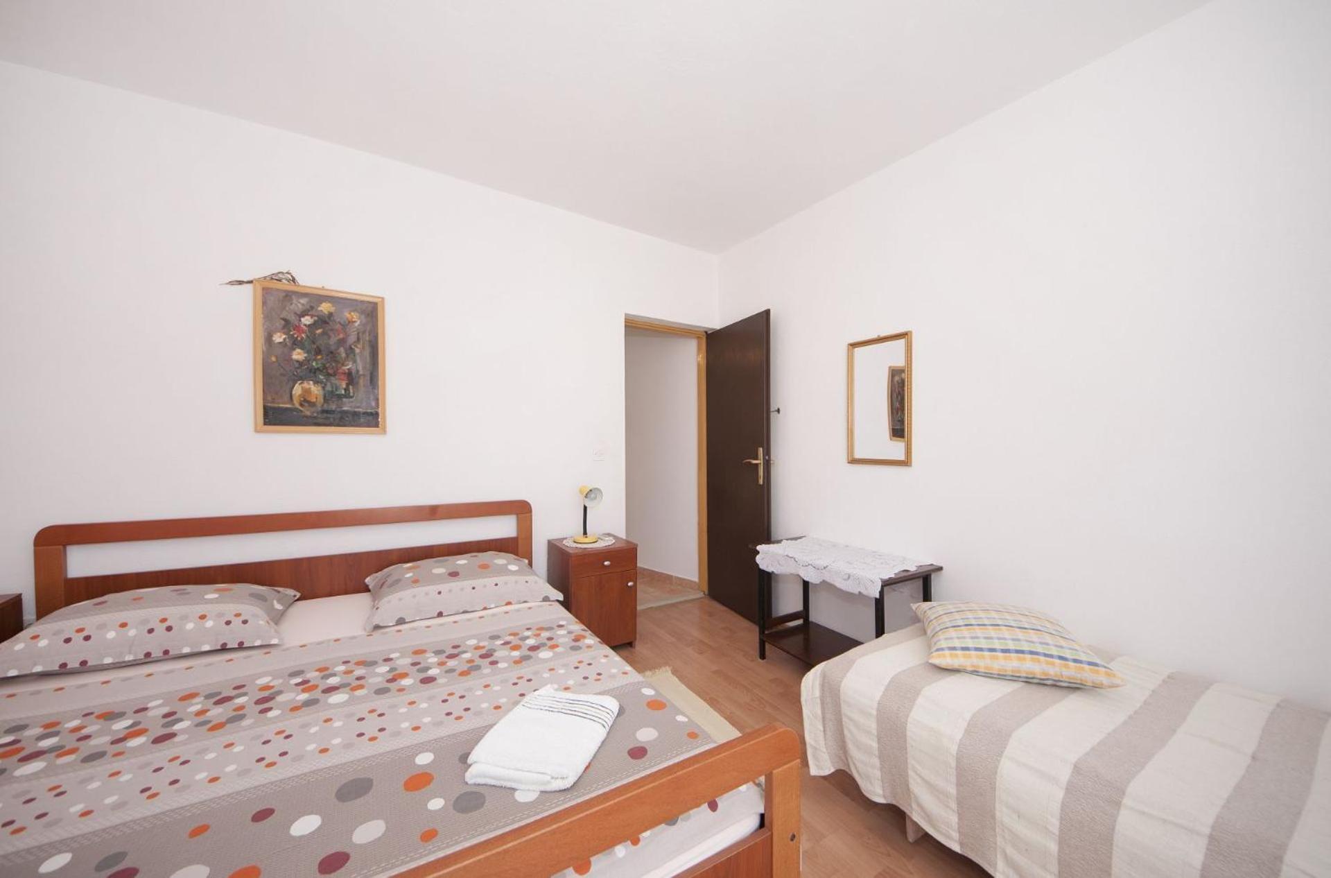 Apartments Mira Splitska Εξωτερικό φωτογραφία