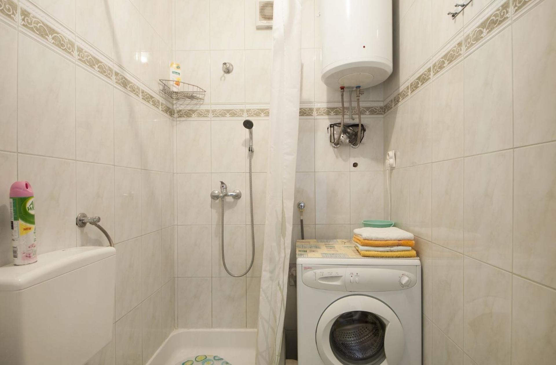 Apartments Mira Splitska Εξωτερικό φωτογραφία